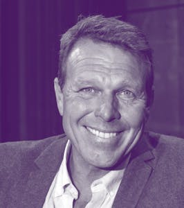 Kapitel 2: Søn af Troels Kløvedal - Mikkel Beha Erichsen (2:4)